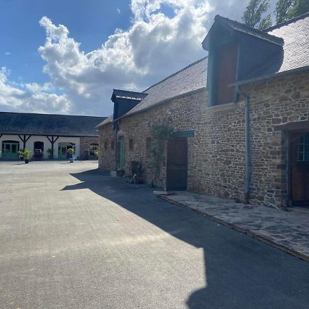 Le Gite De L'Ecurie Forges-la-Foret エクステリア 写真